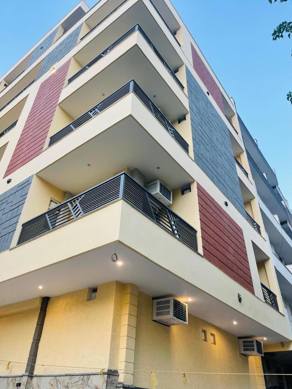 Vibe Communal Living Gurgaon Eksteriør billede